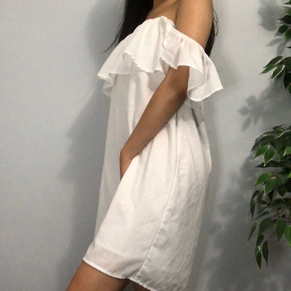 Off the shoulder white lace summer dress - Picture 2 of 3